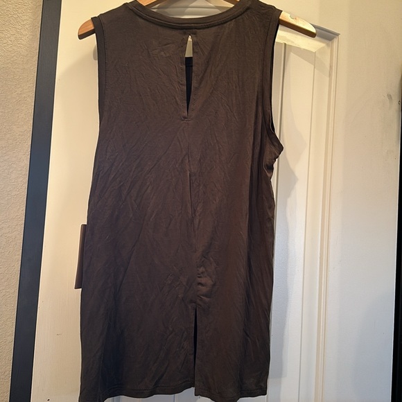 Halogen Keyhole Tank - Picture 2 of 2